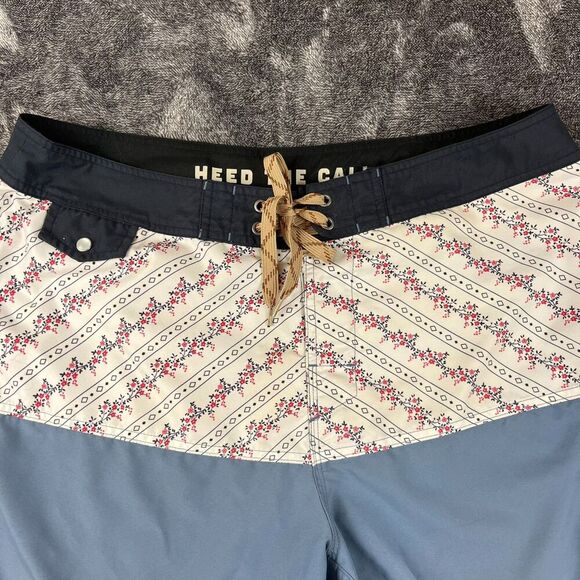 Howler Bros Board Shorts Heed The Call Floral Blue Men's 36 9.5" Inseam Swim - Picture 2 of 13